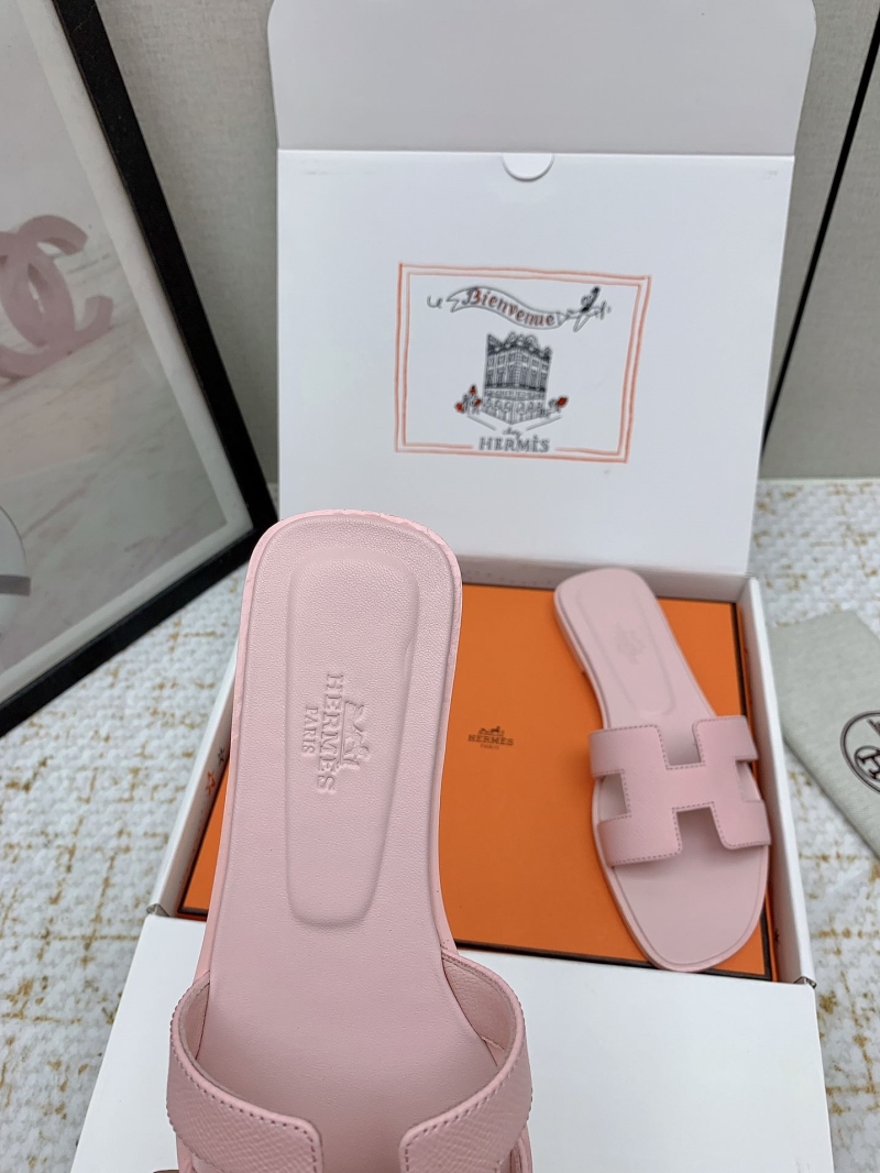 H**me5 slippers